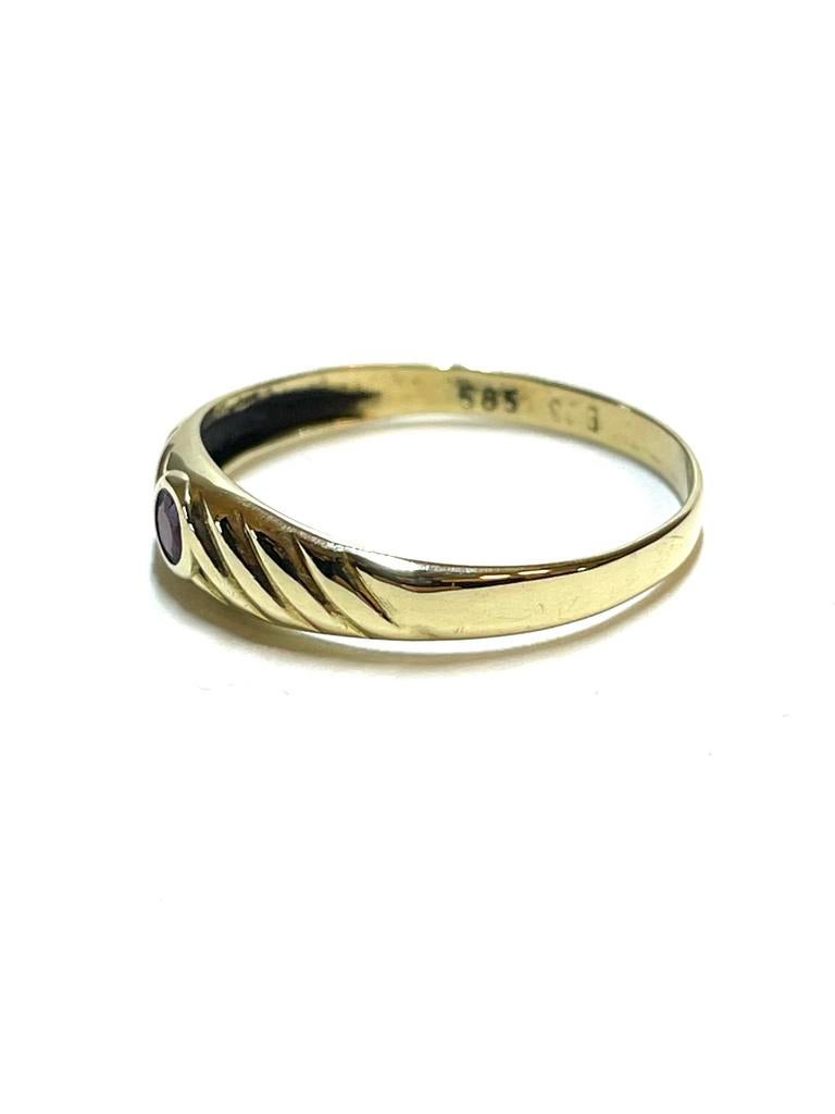 14k gouden ring met een robijn, Sieraden, Tassen en Uiterlijk, Ringen, -, -, Ophalen of Verzenden, Zo goed als nieuw