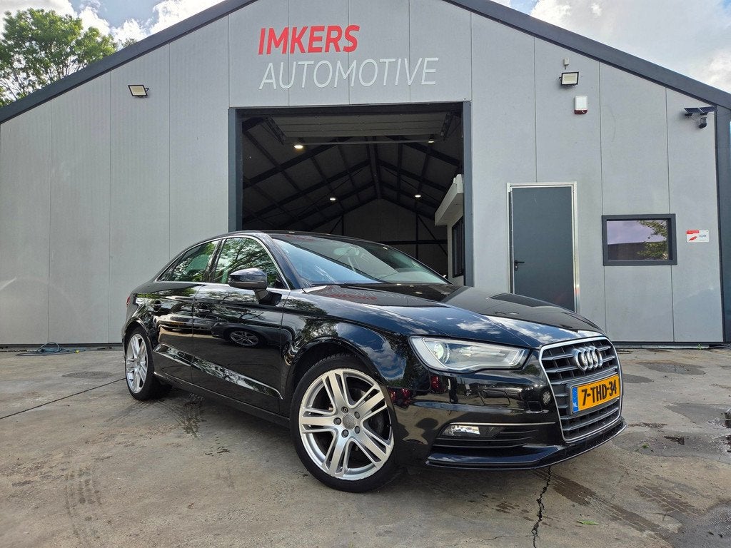 Audi A3 Limousine 1.4 TFSI CoD Ambition Pro Line Plus, Auto's, Audi, Stof, Gebruikt, 4 cilinders, Zwart
