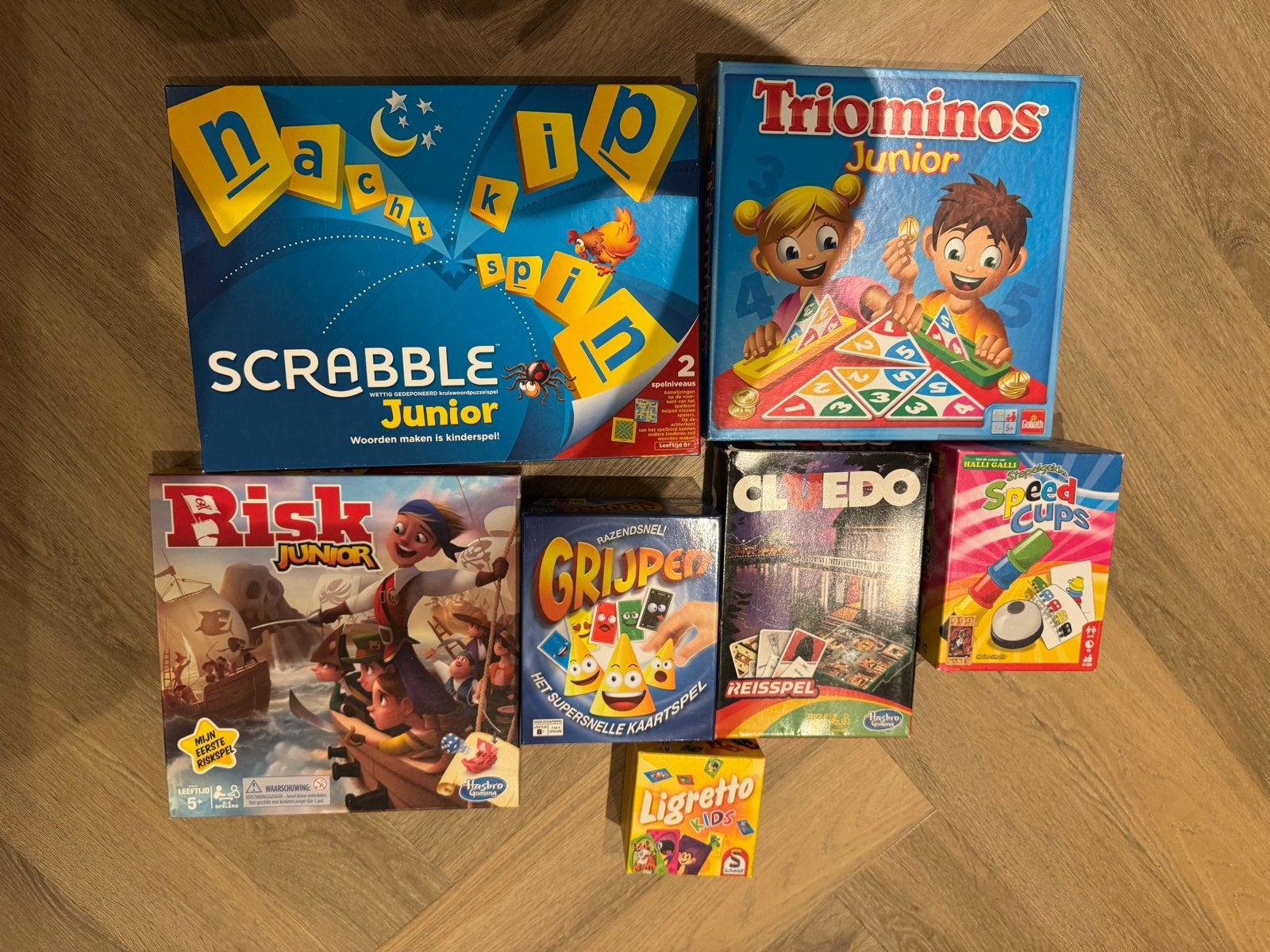 Bordspellenpakket: Scrabble, Triominos, Risk Junior en meer!, Hobby en Vrije tijd, Een of twee spelers, Ophalen, Gebruikt, Reisspel