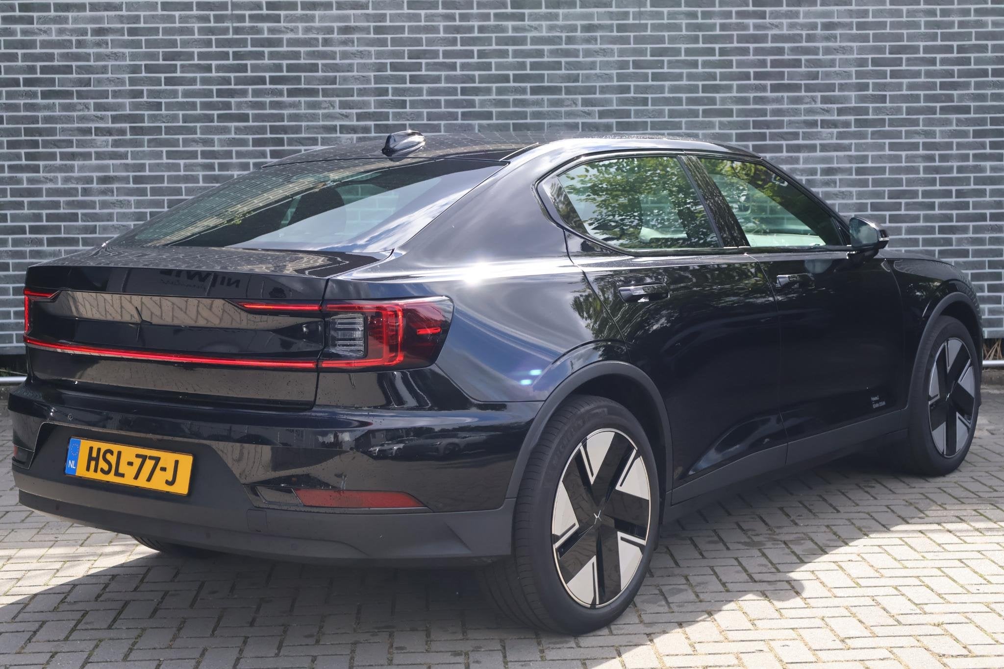 Polestar 2 Long Range Single Motor 82 kWh | Trekhaak | Panor, Auto's, Gebruikt, 82 kWh, Zwart, Origineel Nederlands