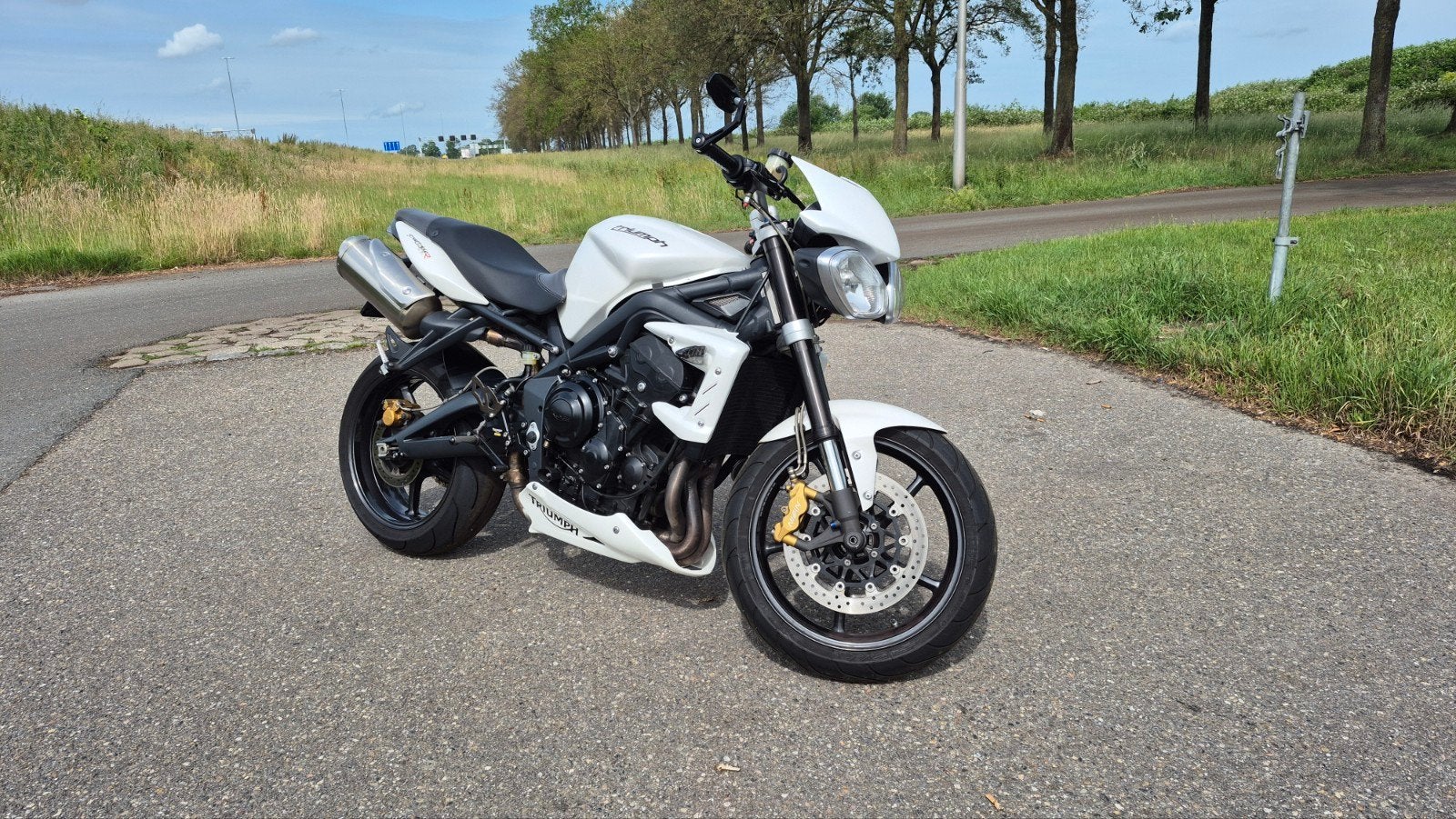 Triumph Street Triple R, Motoren, 675 cc, Motorrijbewijs A, 3 cilinders, Particulier