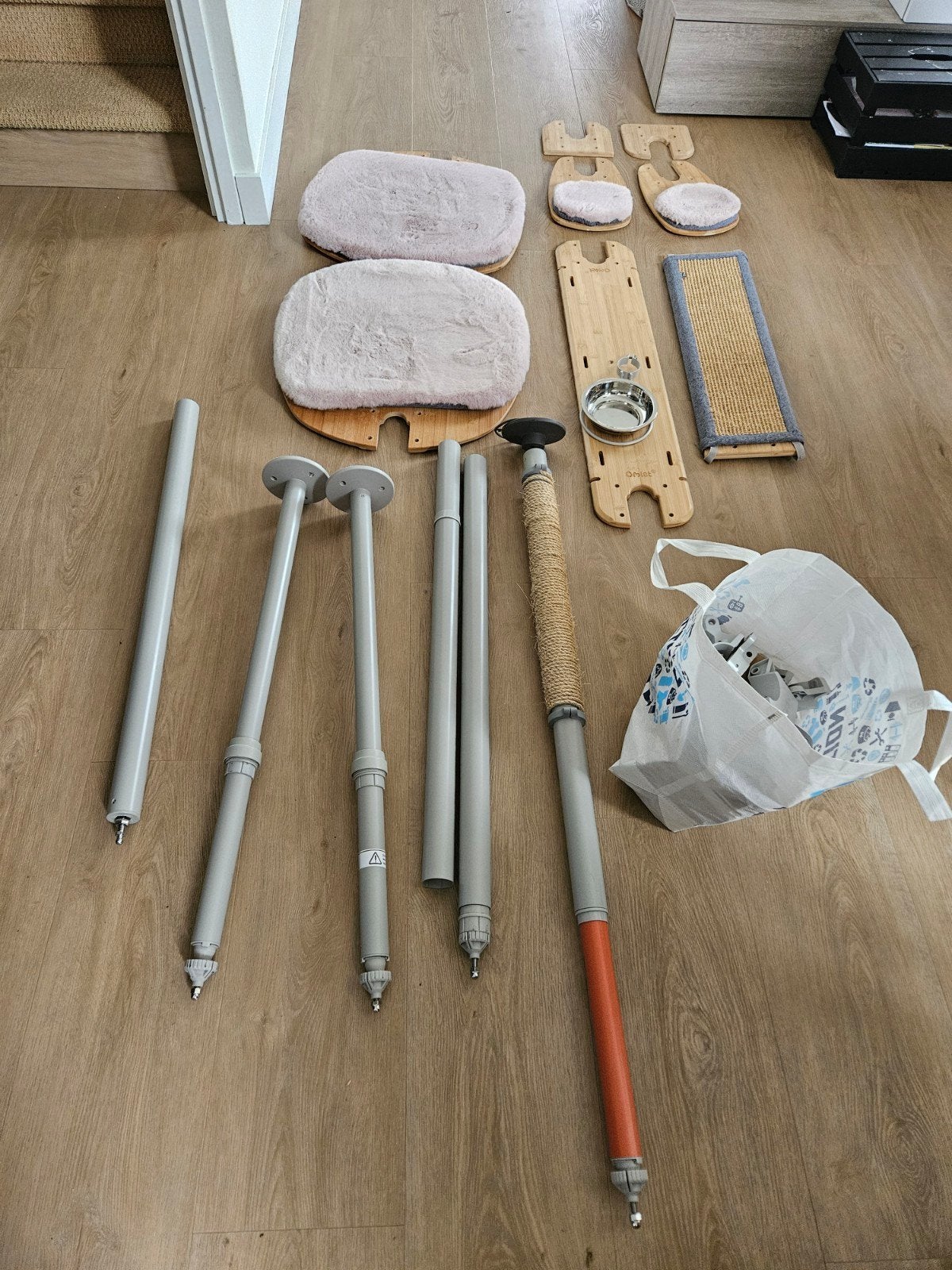 Omlet klimpaal met toebehoren, Dieren en Toebehoren, Katten-accessoires, Ophalen