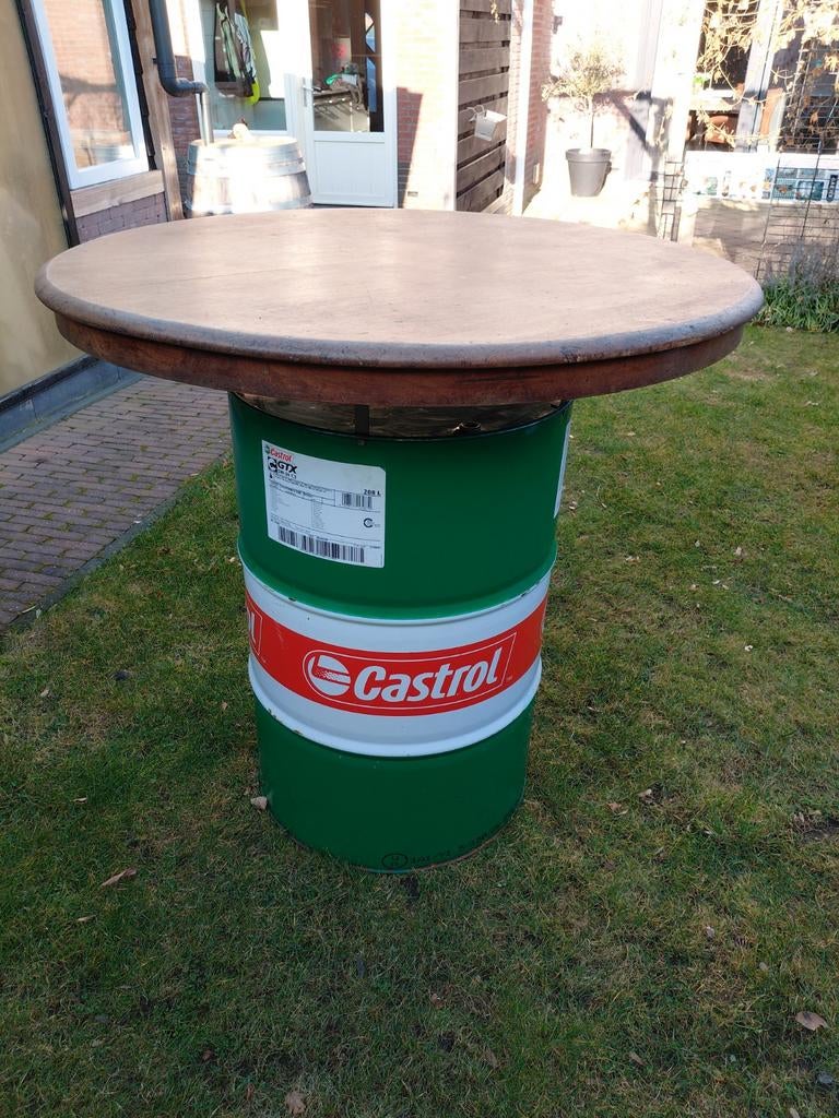Mooie Castrol statafel., Ophalen of Verzenden