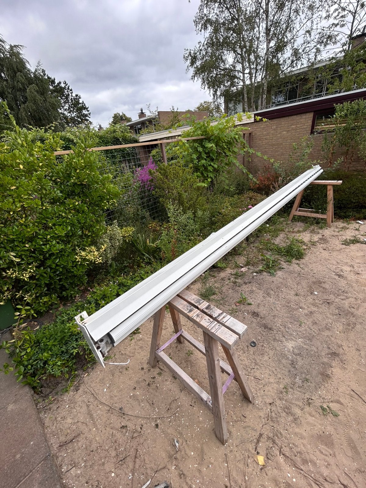 Zonnescherm elektrisch - 550cm breed - +/- 250cm uitval, Ophalen, Gebruikt, 450 cm of meer, Elektrisch