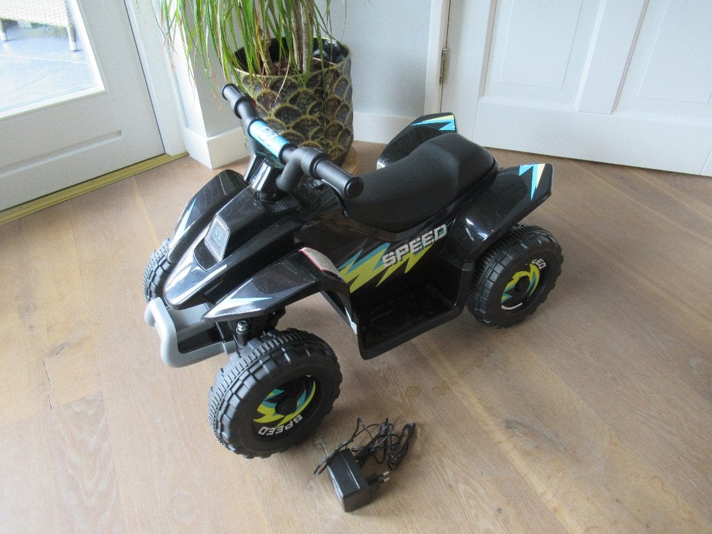 Uitstekend werkende Electrische kinderquad vanaf 3 jaar., Zo goed als nieuw