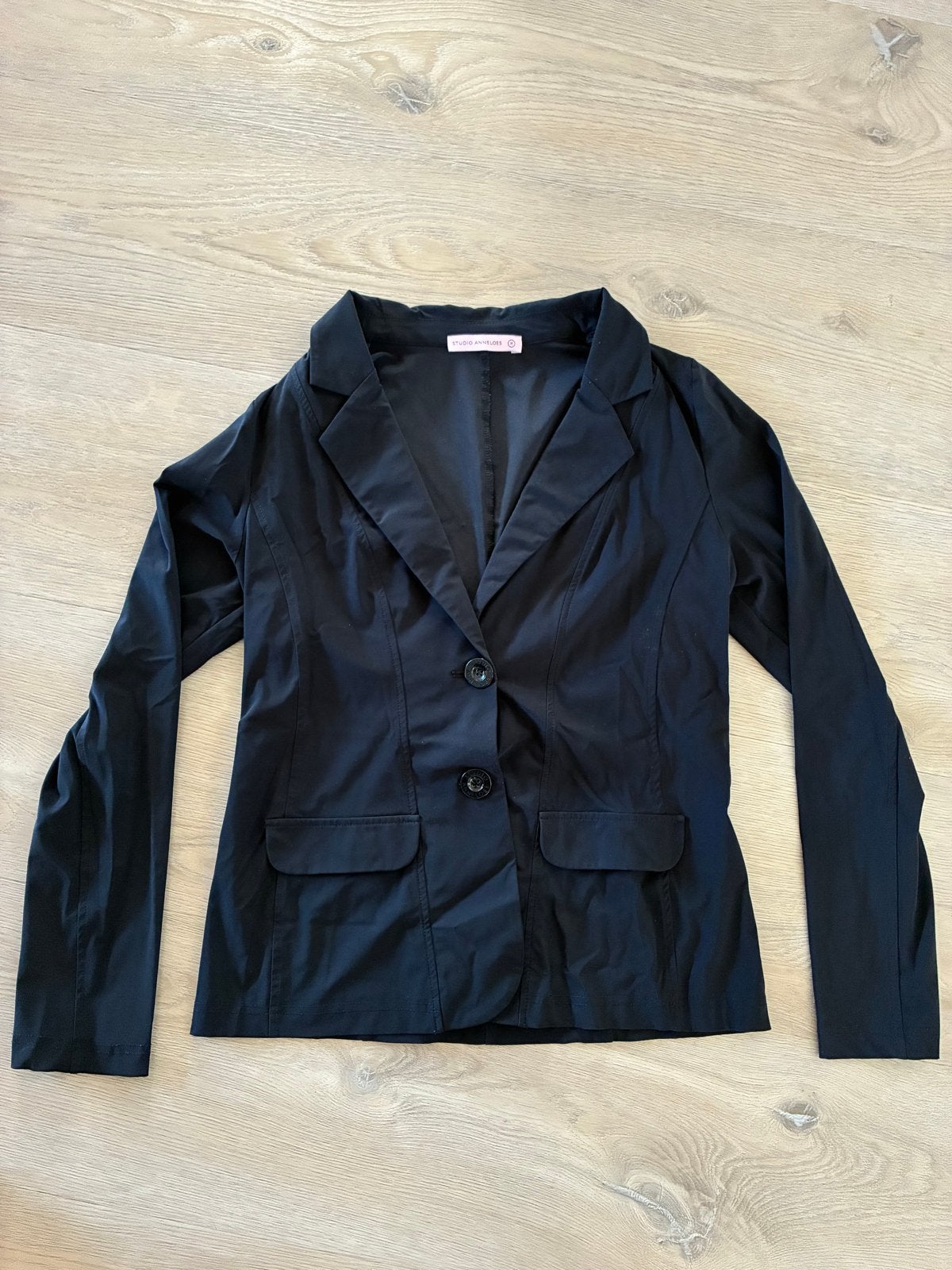 Zwart Colbert Studio Anneloes maat M, Kleding | Dames, Jasjes, Kostuums en Pakken, Maat 38/40 (M), Zwart, Ophalen of Verzenden
