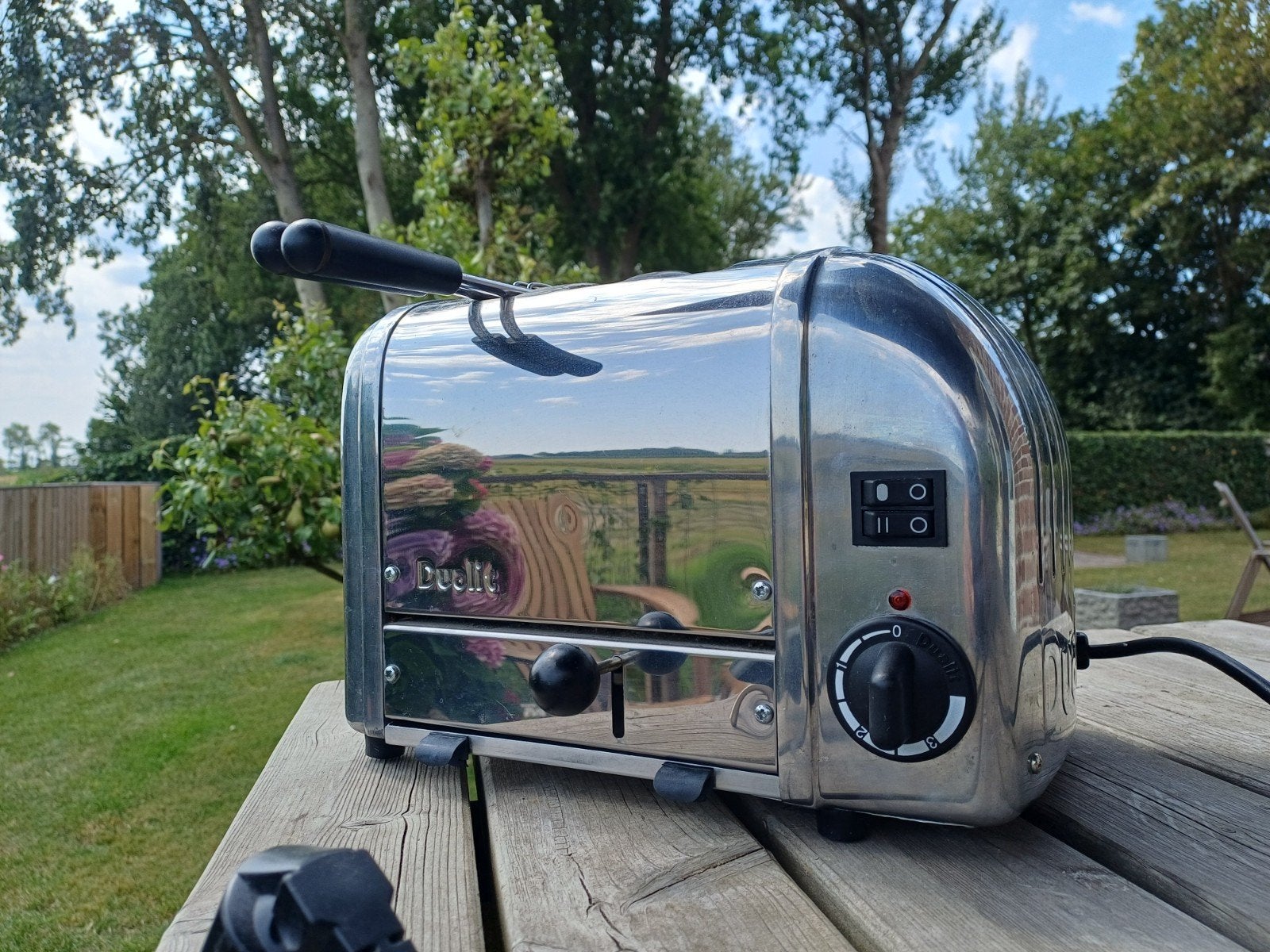 Industriële Zware Dualit Broodrooster Toaster voor € 50, Ophalen, Gebruikt, Uitneembare kruimellade