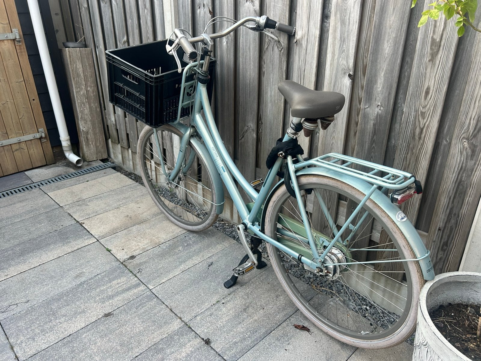 Cortina Damesfiets met Voordrager en Mand, Fietsen en Brommers, Fietsen | Dames | Damesfietsen, Ophalen, Gebruikt, Overige merken