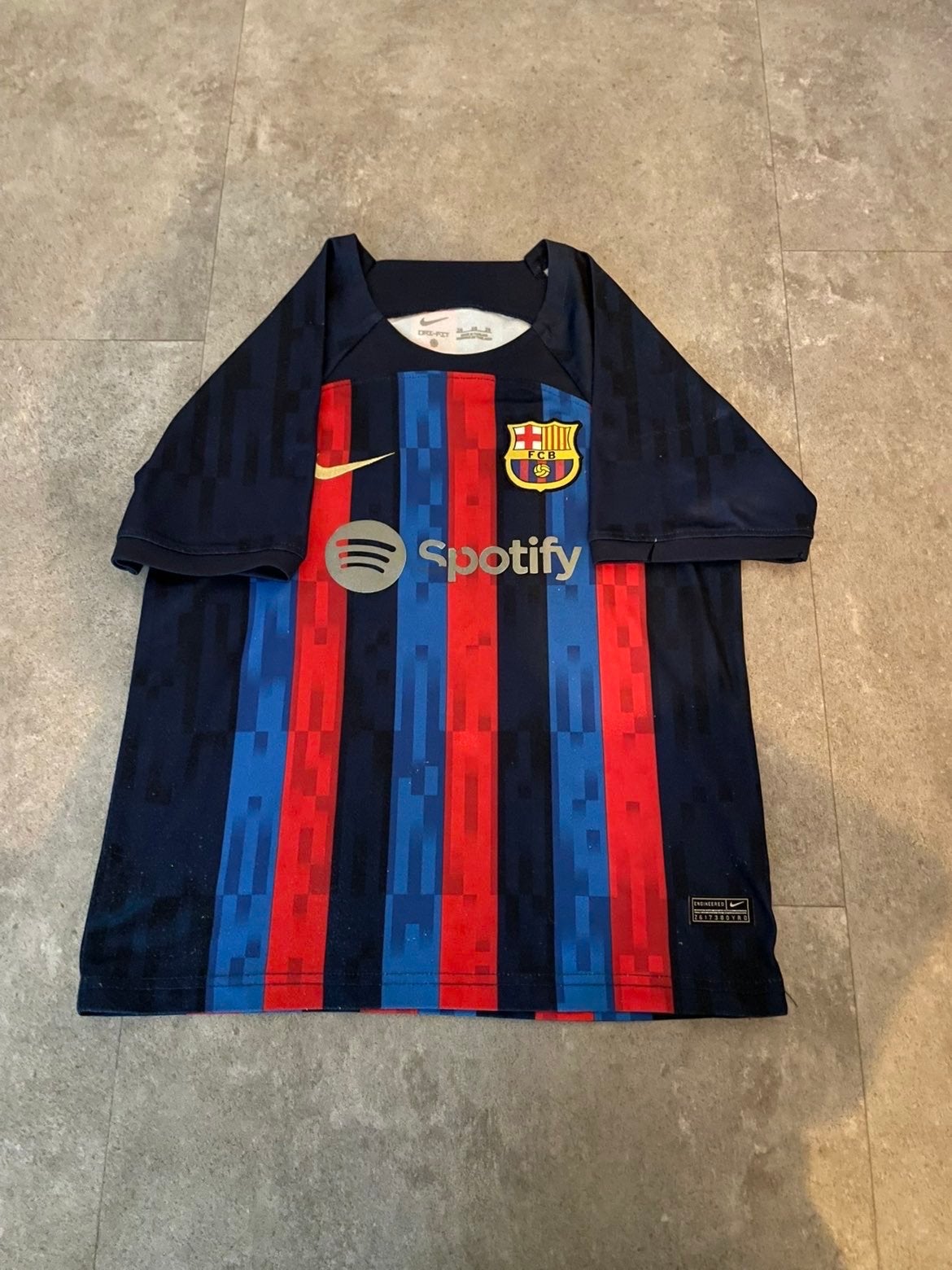 FC Barcelona Thuisshirt - Maat 26, Kleding | Heren, Ophalen of Verzenden, Zo goed als nieuw, Overige maten, Blauw