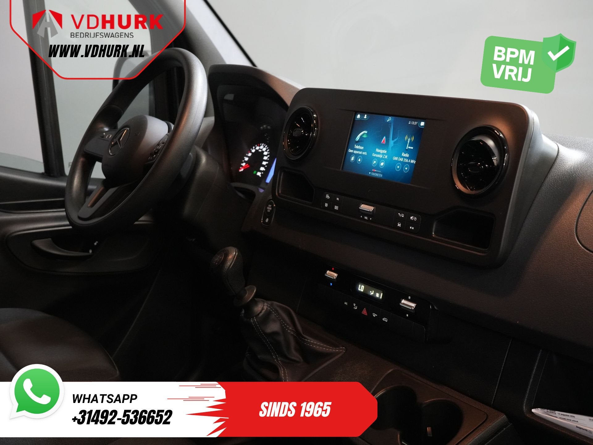 Mercedes-Benz Sprinter 150 pk L2 2x Schuifdeur/ 360 Camera/, Voorwielaandrijving, Stof, Gebruikt, 4 cilinders
