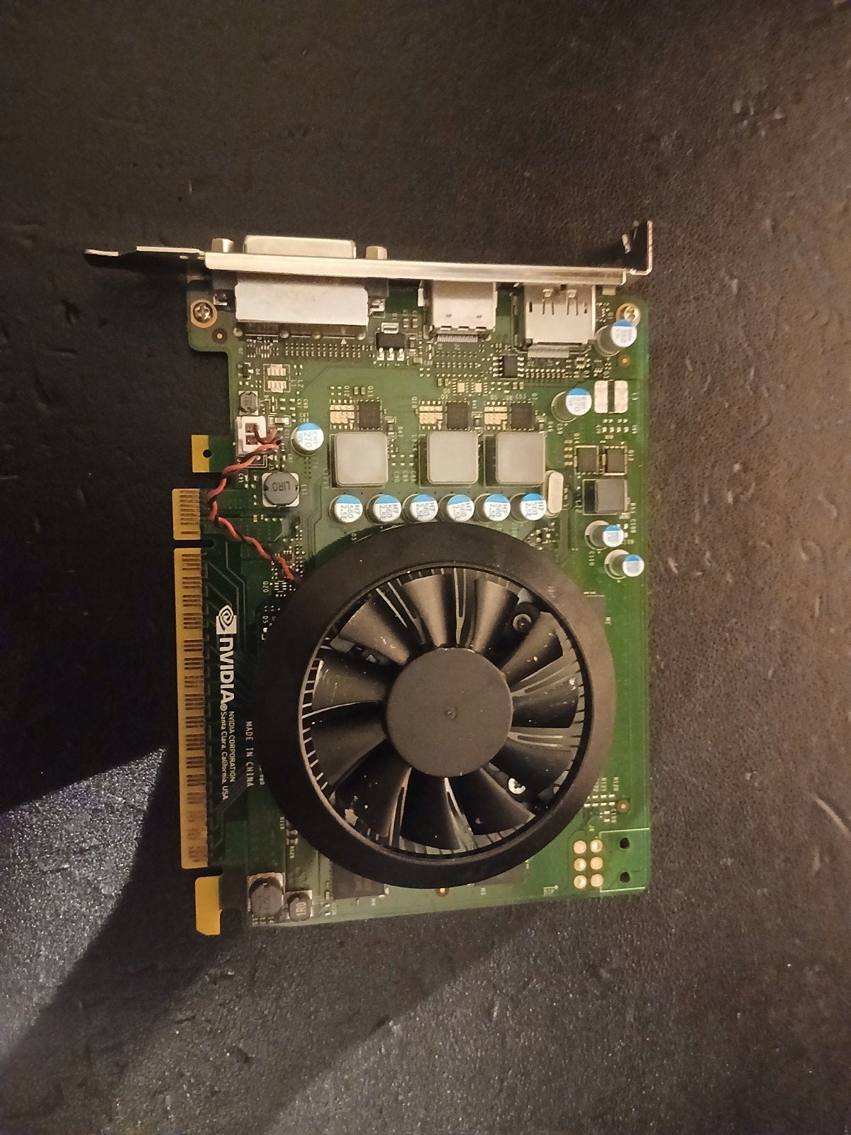 nvidia 210 1 gbvram, Computers en Software, Videokaarten, Ophalen of Verzenden, PCI, HDMI
