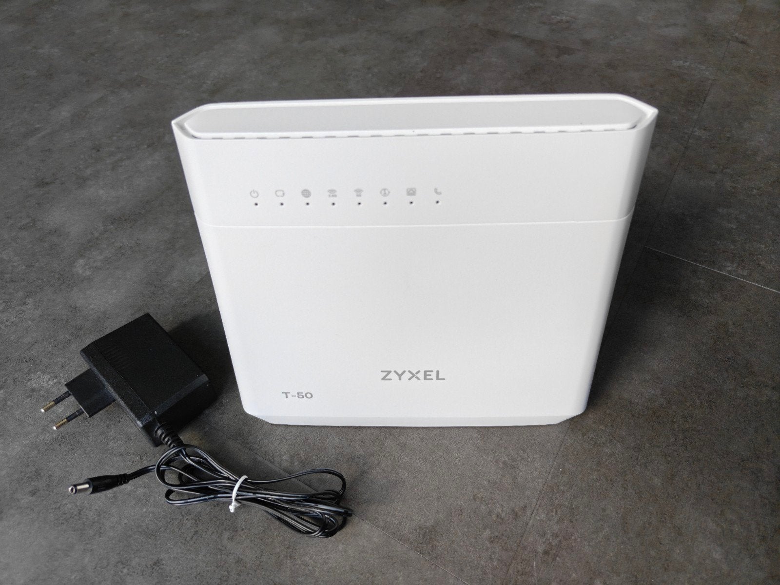 Zyxel T50 modem/router en Fritz 1750E versterker, Ophalen of Verzenden