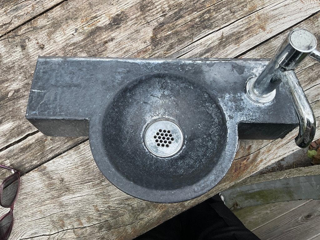 Wasbak voor toiletruimte, Ophalen, Gebruikt, Steen, Wastafel