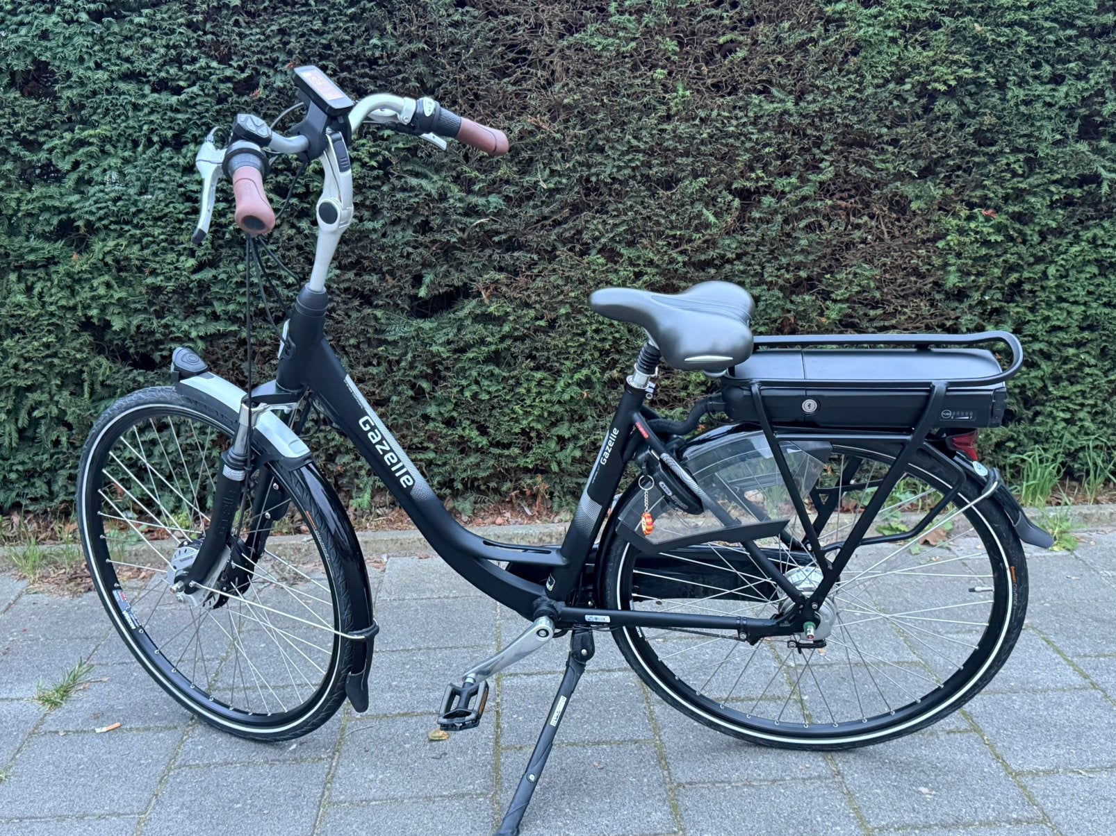 Hele nette E-bike Gazelle Orange Goud Accu, Ophalen, Zo goed als nieuw, 47 tot 51 cm, 50 km per accu of meer
