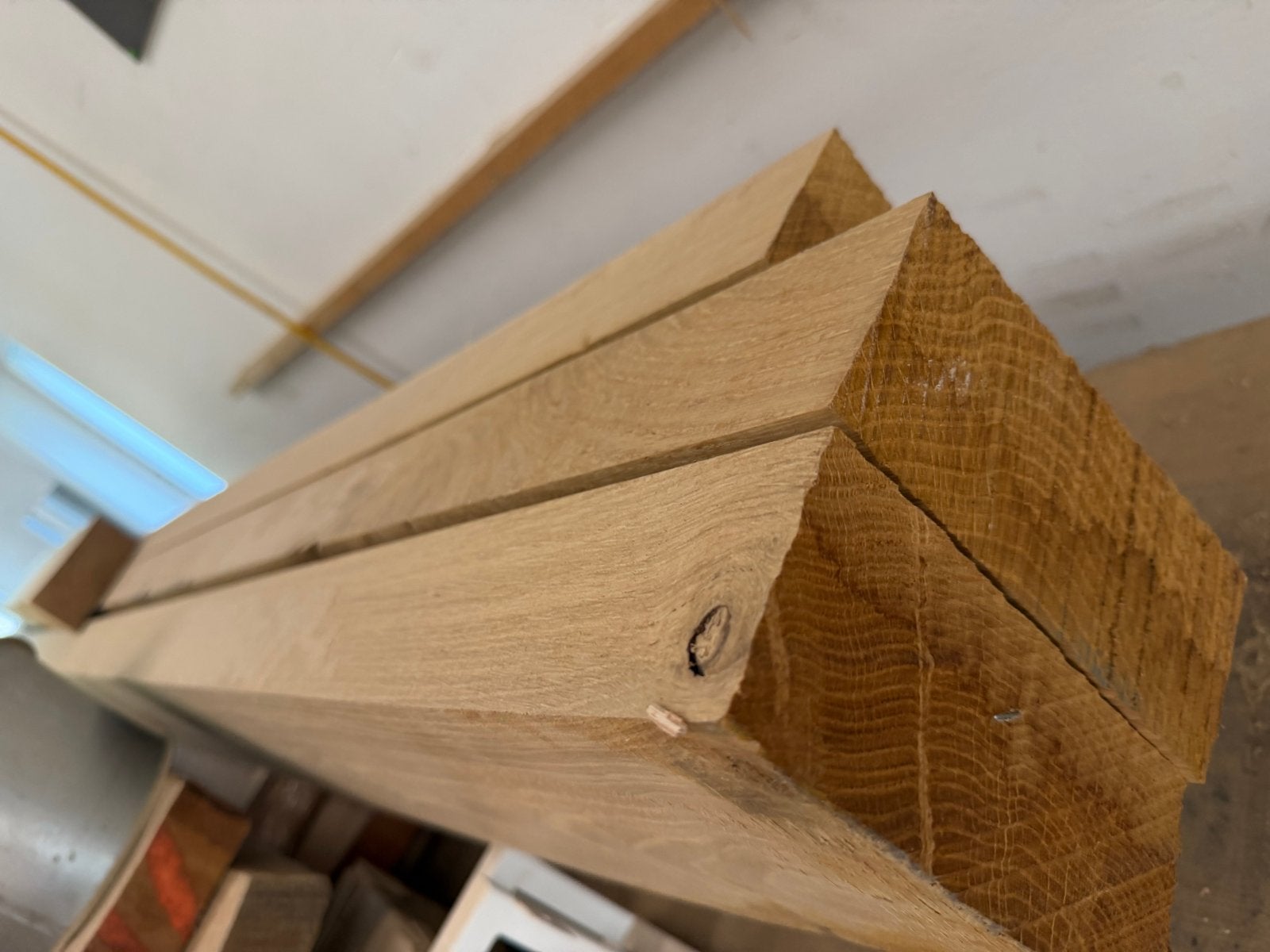 3 Eiken balken, geschaafd, KD gedroogd, 70x170x304cm, Doe-het-zelf en Verbouw, Hout en Planken, Ophalen, Eiken, Nieuw, Balk