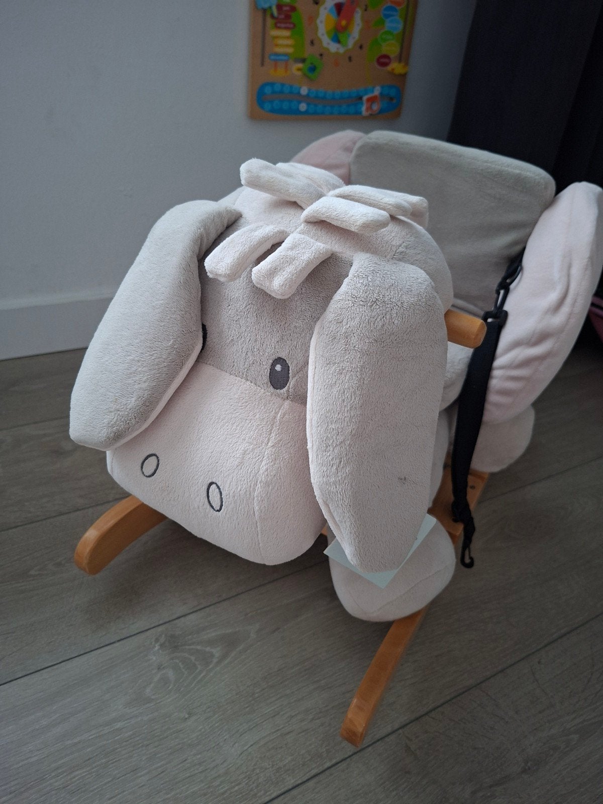 Nattou hoppelpaard, Ophalen