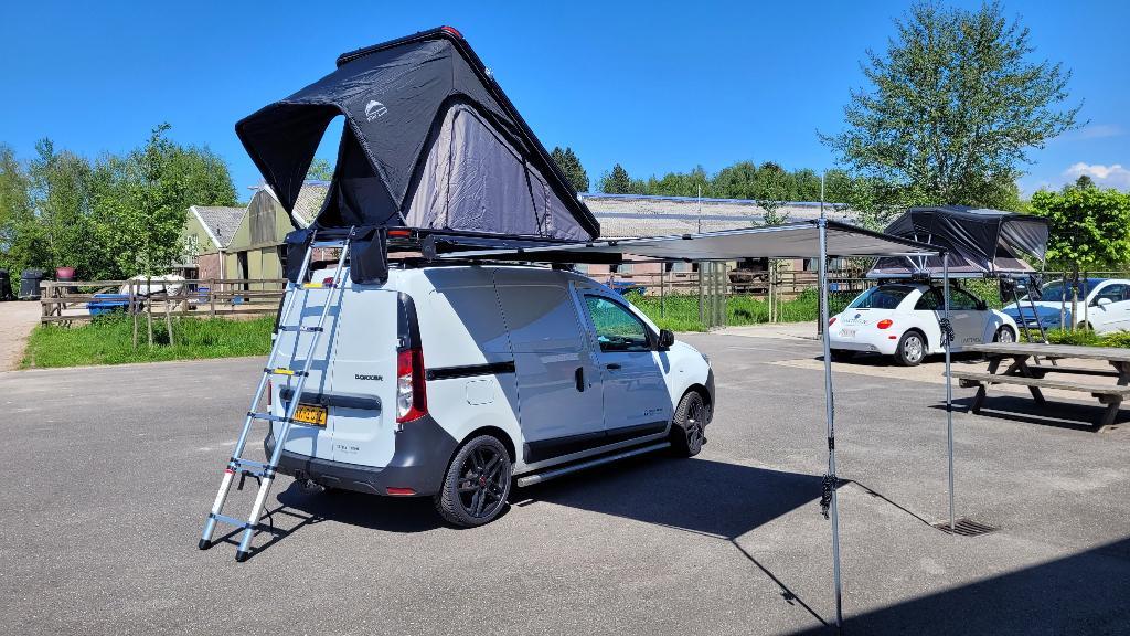 Wildland Hardtop Daktent met Wildland Luifel, Ophalen, Zo goed als nieuw, Tot en met 2