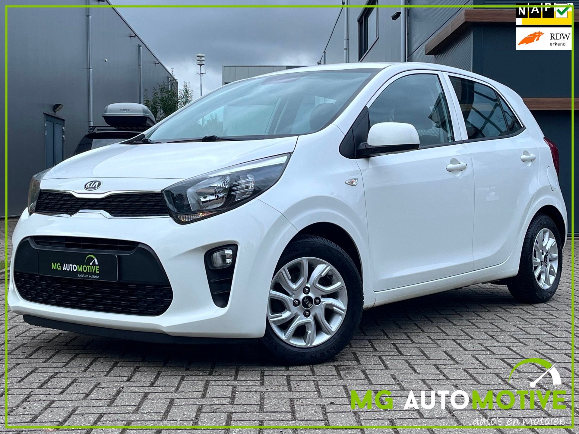 Kia Picanto 1.0 CVVT ComfortPlusLine Navigator | Navi | Airc, Stof, Gebruikt, 4 stoelen, Wit
