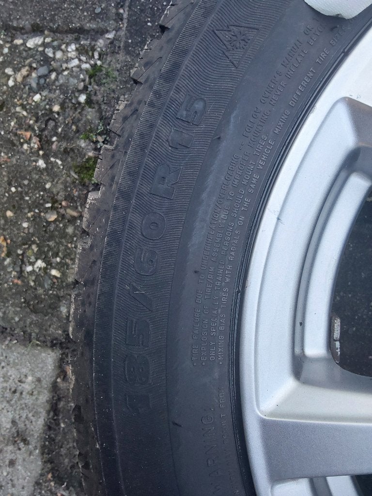 Winterbanden met velgen voor Renault Clio, Auto-onderdelen, Ophalen, Gebruikt, 15 inch, Banden en Velgen