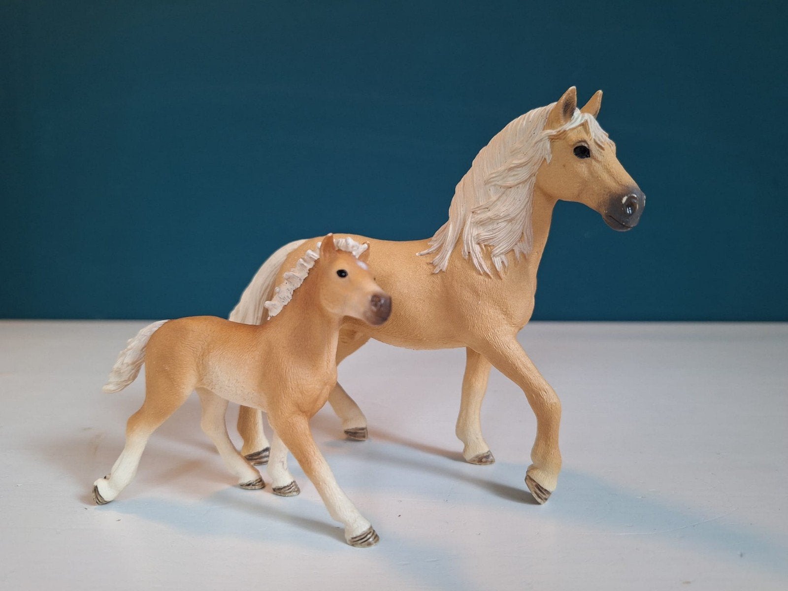 Schleich paard en veulen, Ophalen