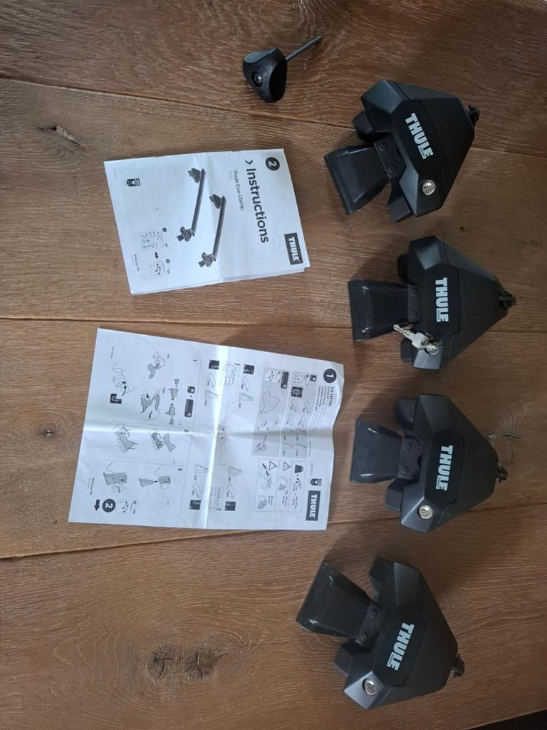 Thule Evo Clamp 7105 dakdragerset voor Toyota, Ophalen of Verzenden, Gebruikt
