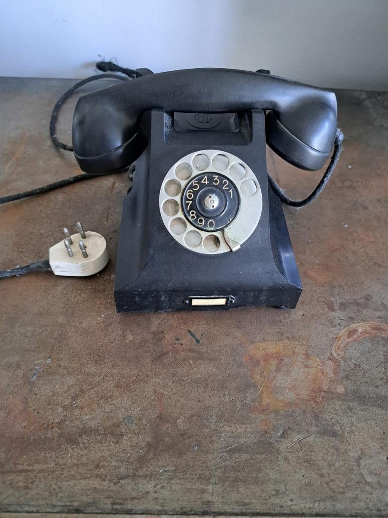 Oude bakelieten  PTT telefoon, Telecommunicatie, Ophalen of Verzenden