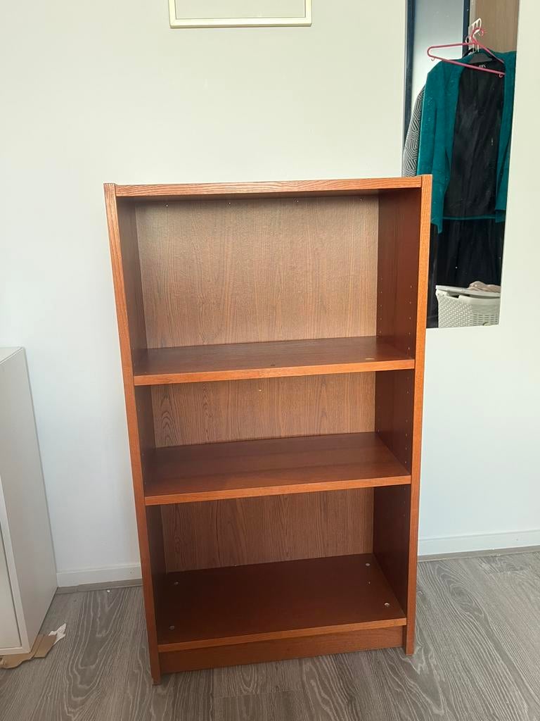 Billie Ikea Boekenkast Bruin, Huis en Inrichting, Kasten | Boekenkasten, Ophalen, Met plank(en), Gebruikt, 100 tot 150 cm