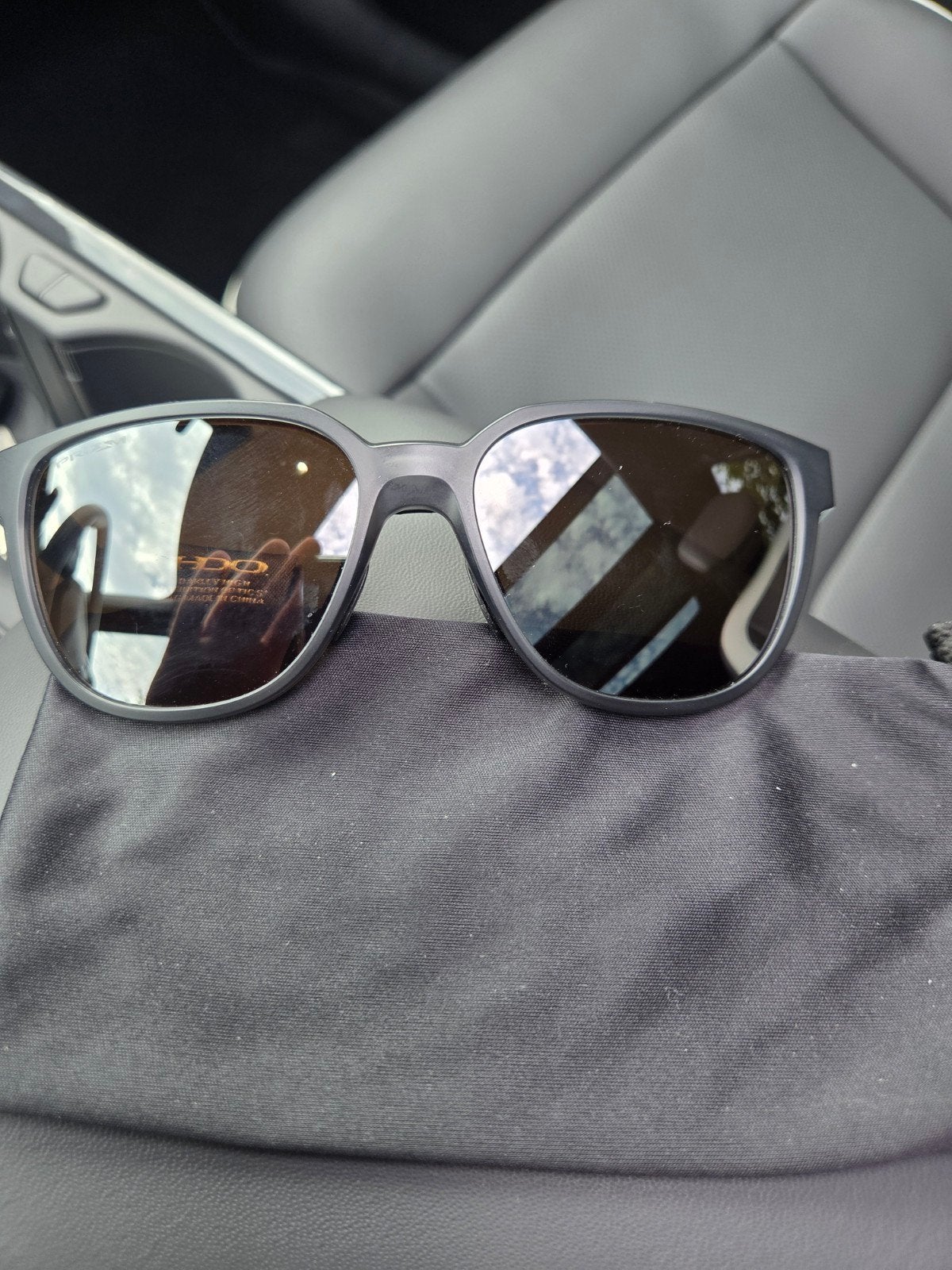 Oakley Actuator zonnebril, Zonnebril, Ophalen of Verzenden, Zo goed als nieuw, Oakley