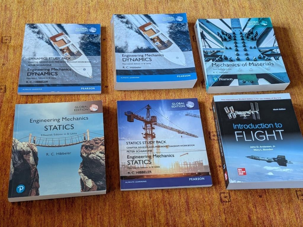 Aerospace Engineering Study Books – 1st year, Boeken, Techniek, Zo goed als nieuw, Overige onderwerpen, Ophalen