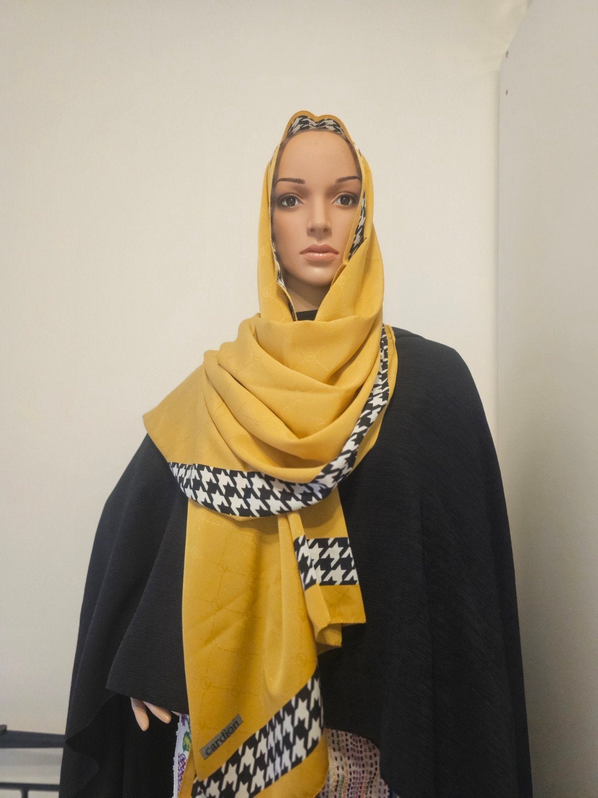 CARDİON MERKSJAALS sjaal, Kleding | Dames, Ophalen of Verzenden, Zo goed als nieuw, Maat 46/48 (XL) of groter, Sjaal
