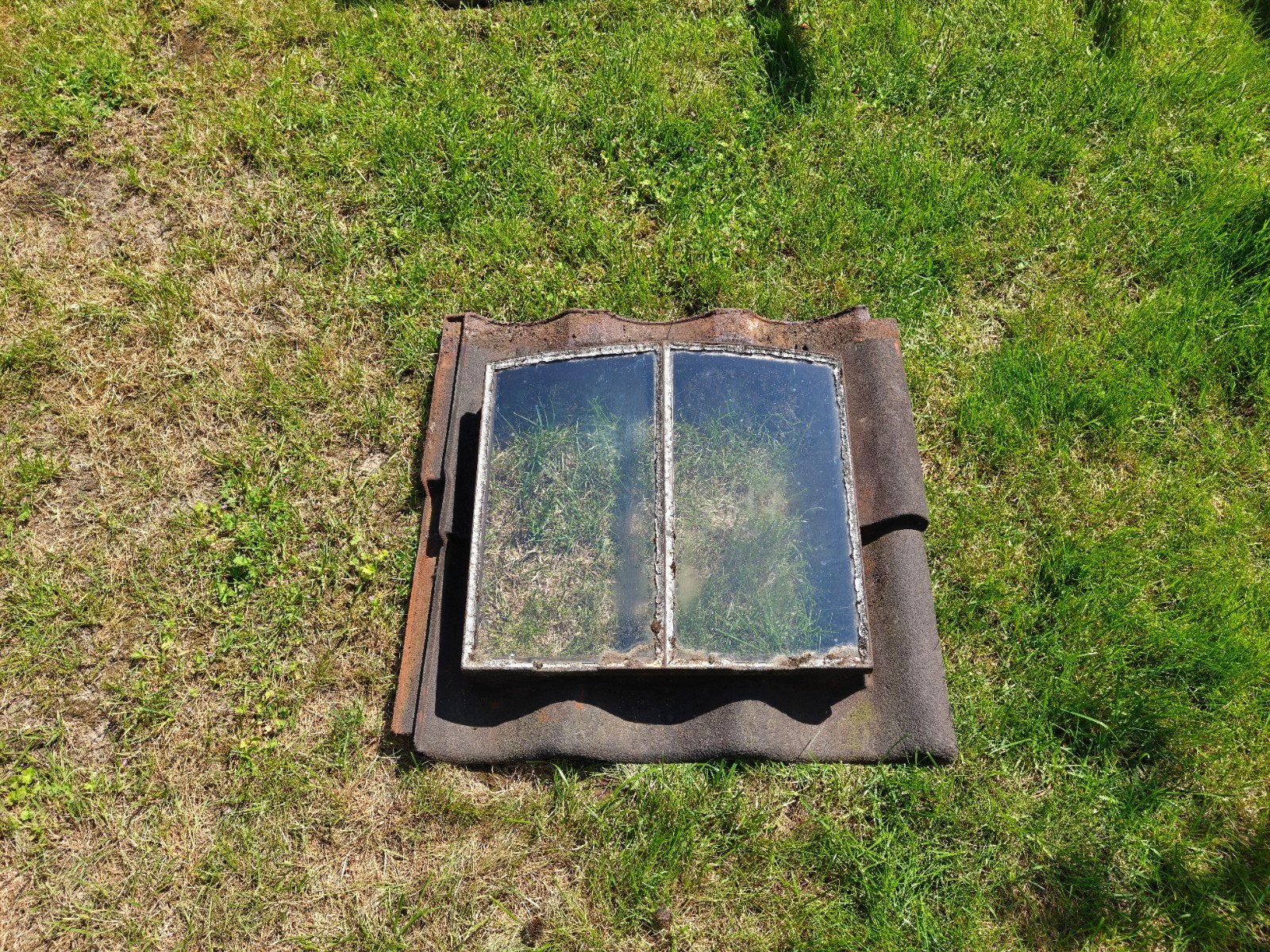 Gietijzeren dakraam met enkelglas, Doe-het-zelf en Verbouw, Glas en Ramen, Ophalen, Gebruikt, Minder dan 80 cm, Minder dan 80 cm