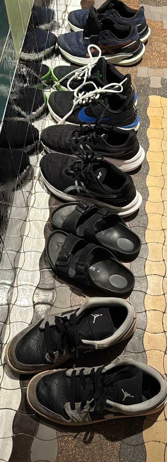 Asics jordan nike pakket sneakers maat 36 - 37, Ophalen of Verzenden, Zo goed als nieuw, Jongen of Meisje, Sportschoenen