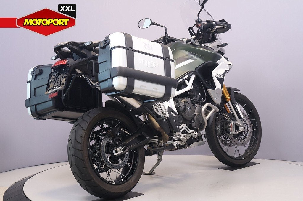 Triumph TIGER 900 RALLY PRO (bj 2023), Motoren, Triumph Motocycles, Bedrijf, Triumph.Benelux@triumph.co.uk, Toermotor