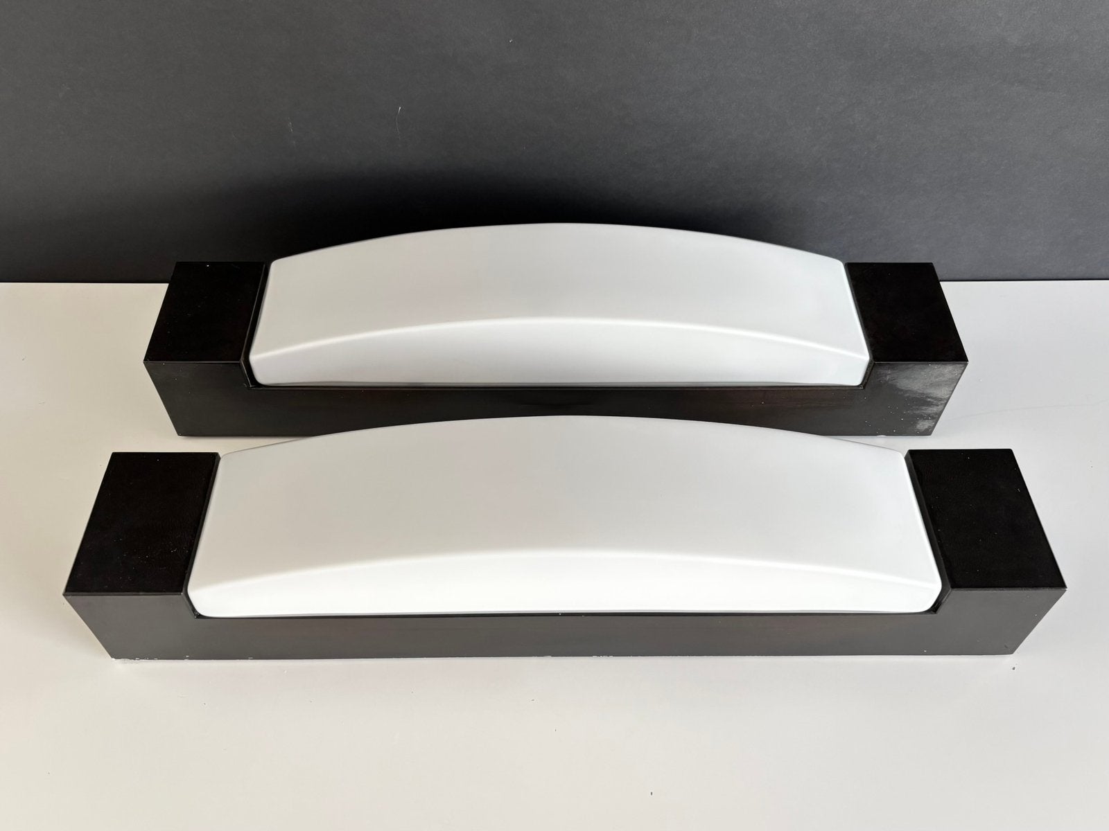 Set van 2 vintage RAAK Lichtboog wandlampen C-1501 jaren 60, Huis en Inrichting, Gebruikt, Zwart, Geschikt voor buiten, Raak Amsterdam