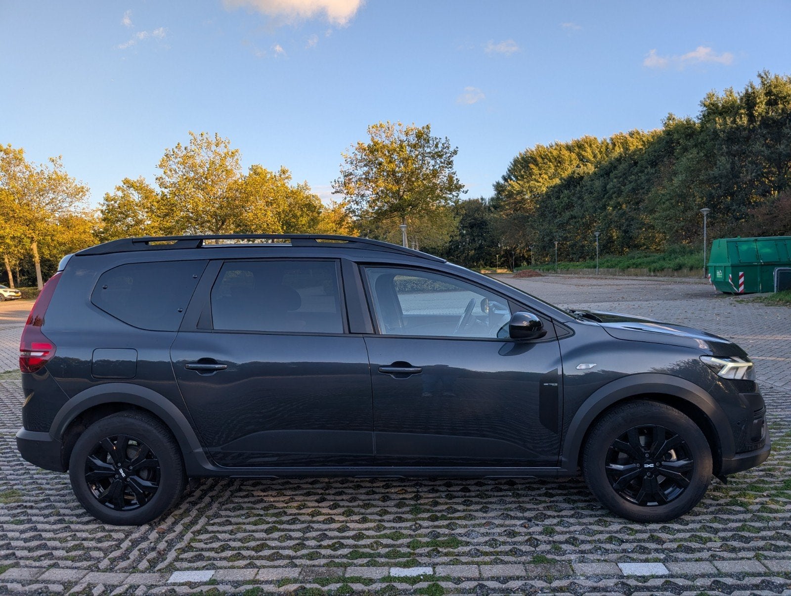 Dacia Jogger 1.0 TCe 110pk 7pl 2023 34.000 km, Auto's, Voorwielaandrijving, 7 stoelen, Particulier, 3 cilinders