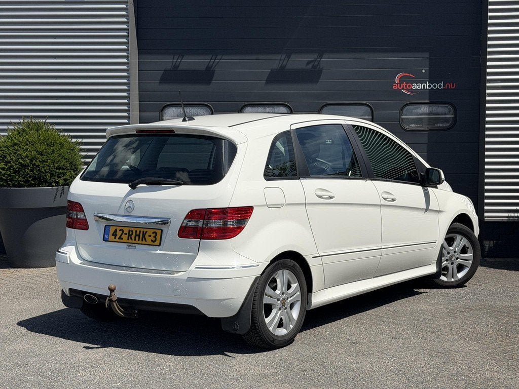 Mercedes-Benz B-klasse 180 CDI Business Class | Panoramadak, Voorwielaandrijving, Gebruikt, 4 cilinders, 715 kg