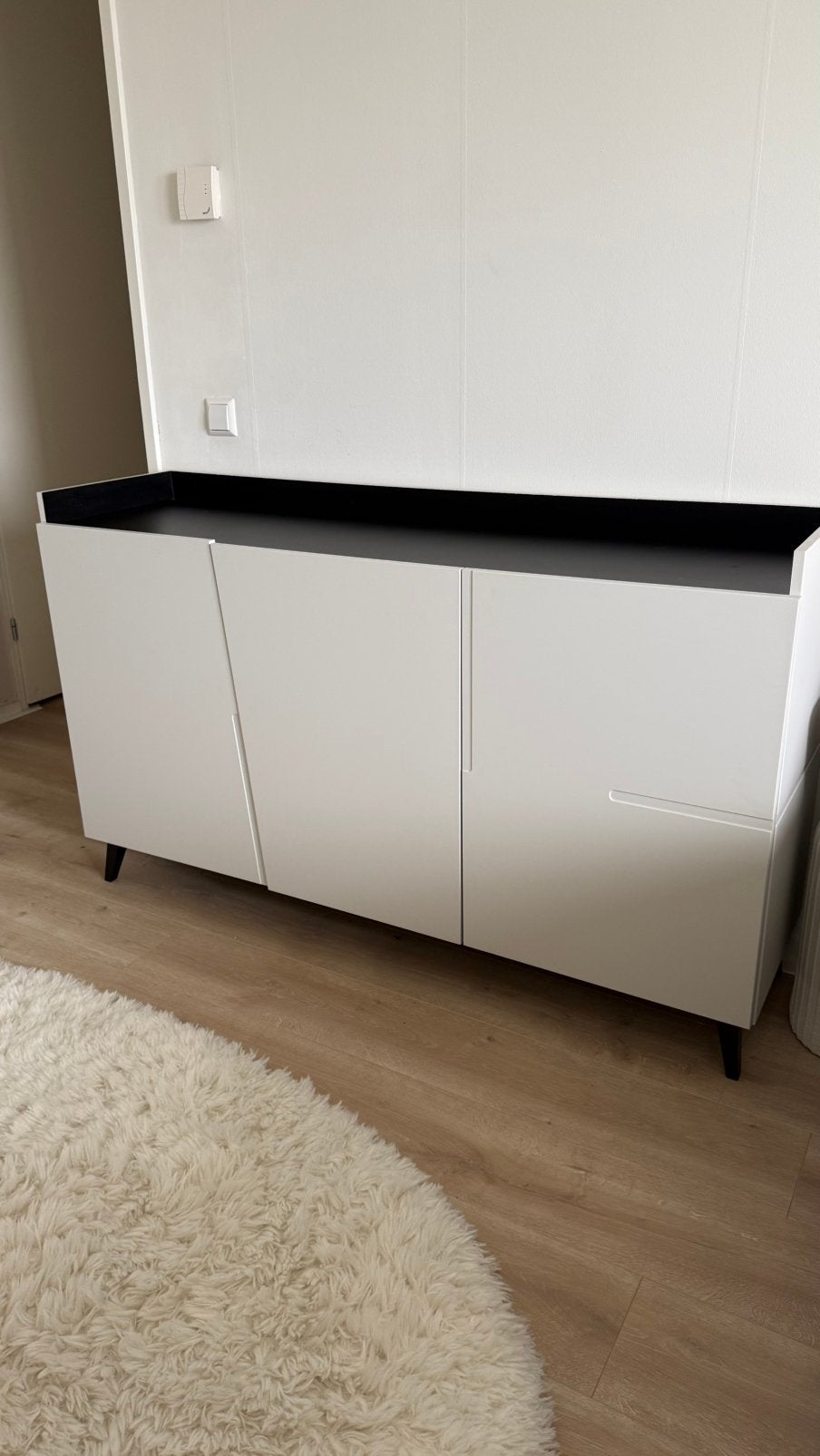 Dressoir grijs, lade kast - meubella, Ophalen, 100 tot 150 cm, Zo goed als nieuw, Minder dan 100 cm