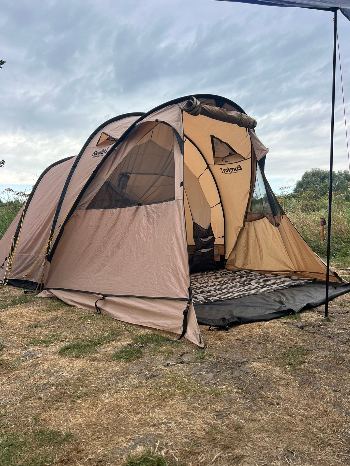 Eureka! Tunnel Vision Aire, Caravans en Kamperen, Tenten, Ophalen, Gebruikt, Tot en met 2