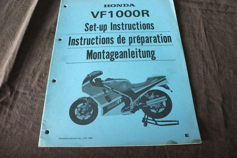 Honda VF1000R 1984 motorcycle set up manual, Ophalen of Verzenden, Honda
