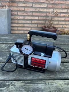 airco installatie gereedschap incl vacuümpomp, Ophalen, Gebruikt, Minder dan 60 m³, 3 snelheden of meer