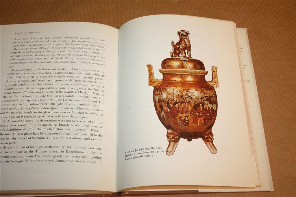 Boek. Vases of the Sea. Porselein uit Verre Oosten e.a., Ophalen of Verzenden
