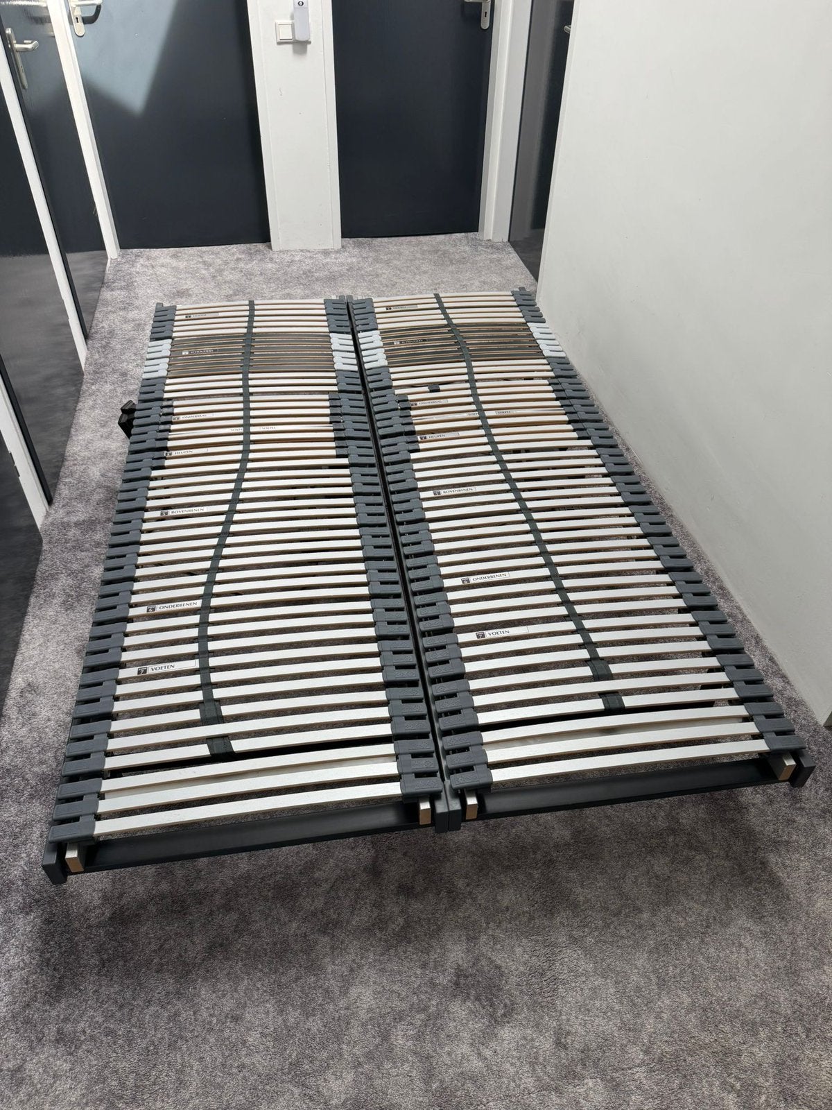 2 x elektrische lattenbodem 70x220, Huis en Inrichting, Slaapkamer | Matrassen en Bedbodems, Ophalen, Gebruikt, Eenpersoons, 140 cm