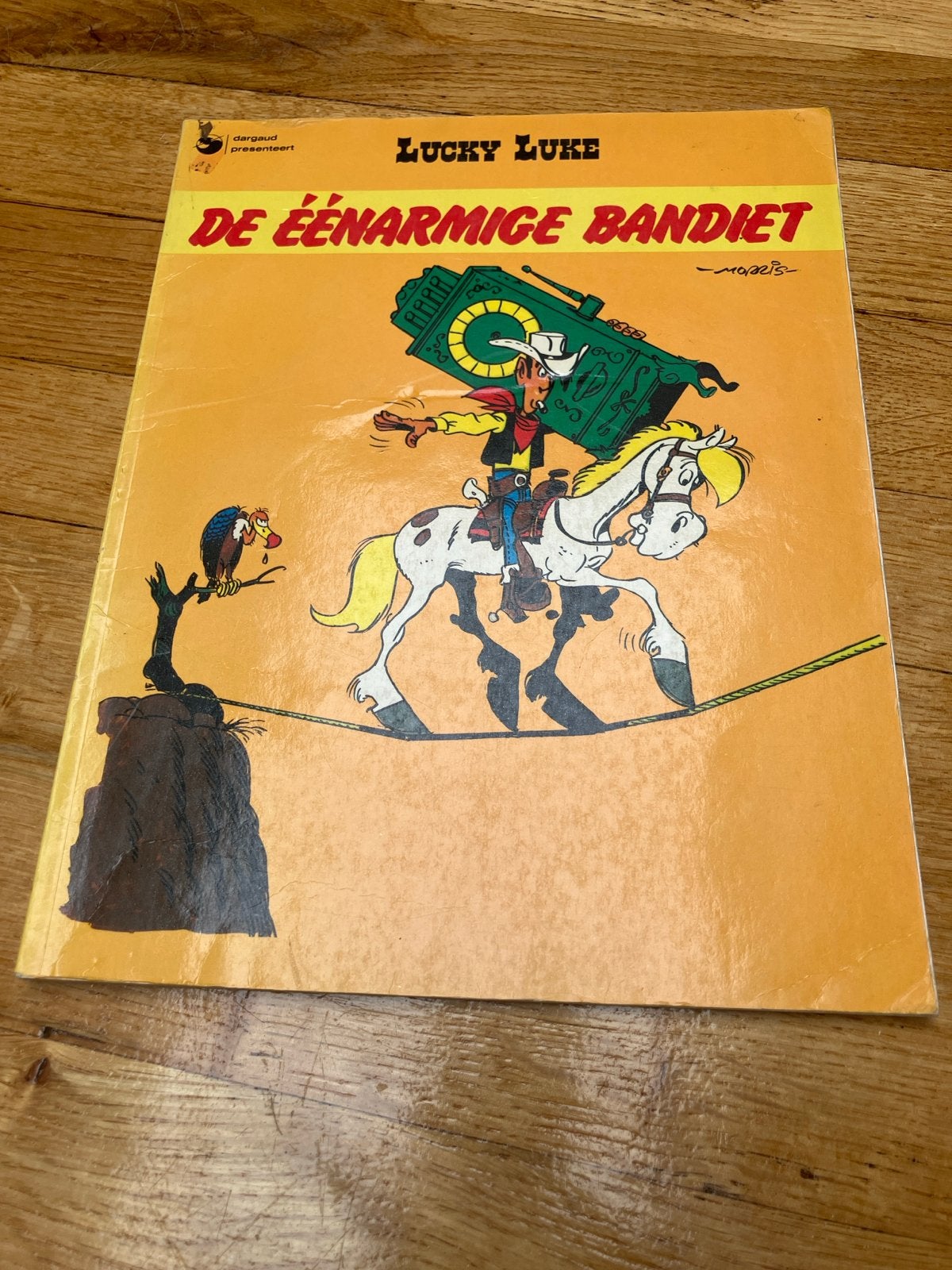 Lucky Luke - De Eénarmige Bandiet, Eén stripboek, Ophalen of Verzenden, Gelezen