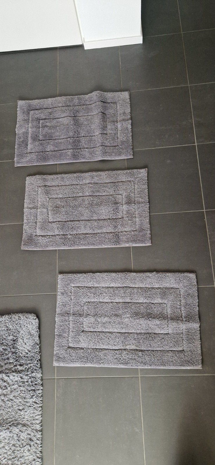 Grijze badmatten set - 4 stuks, Ophalen of Verzenden, Gebruikt, Grijs, Badmat