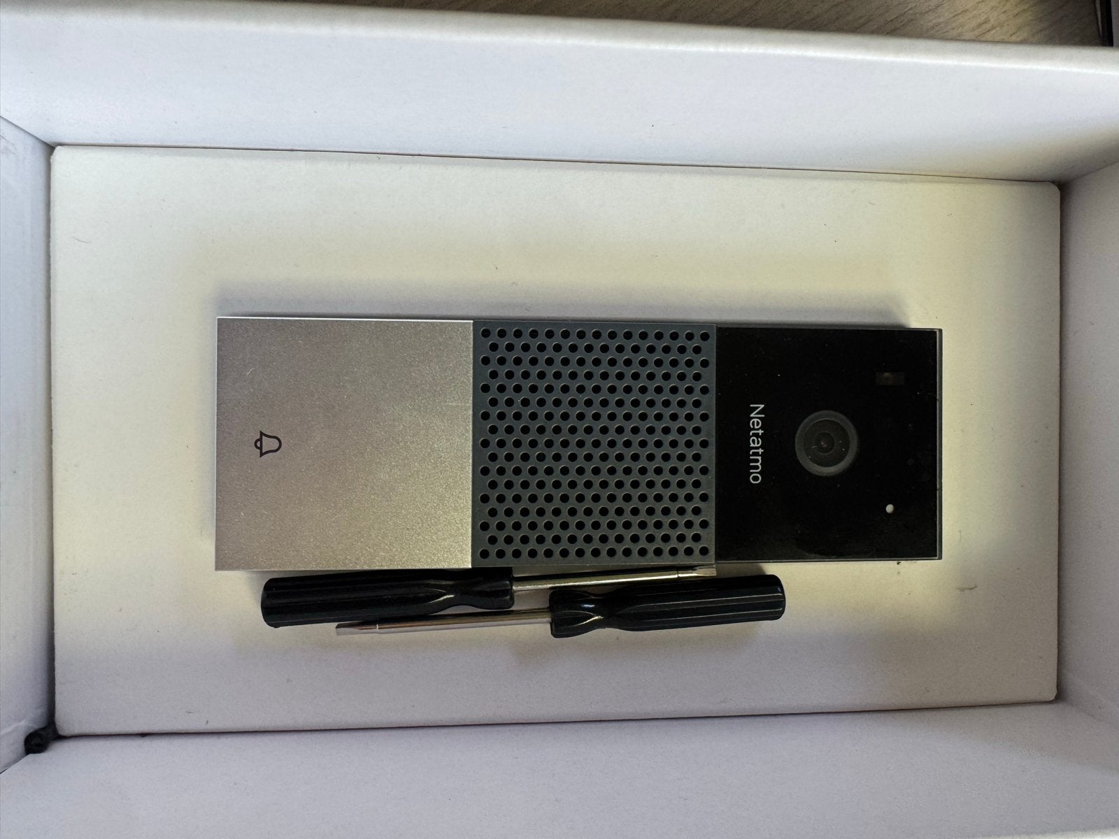 Netatmo Slimme Video Deurbel - Beveilig je huis, Ophalen of Verzenden, Bewegingsdetectiesensor, Zo goed als nieuw, Bedraad