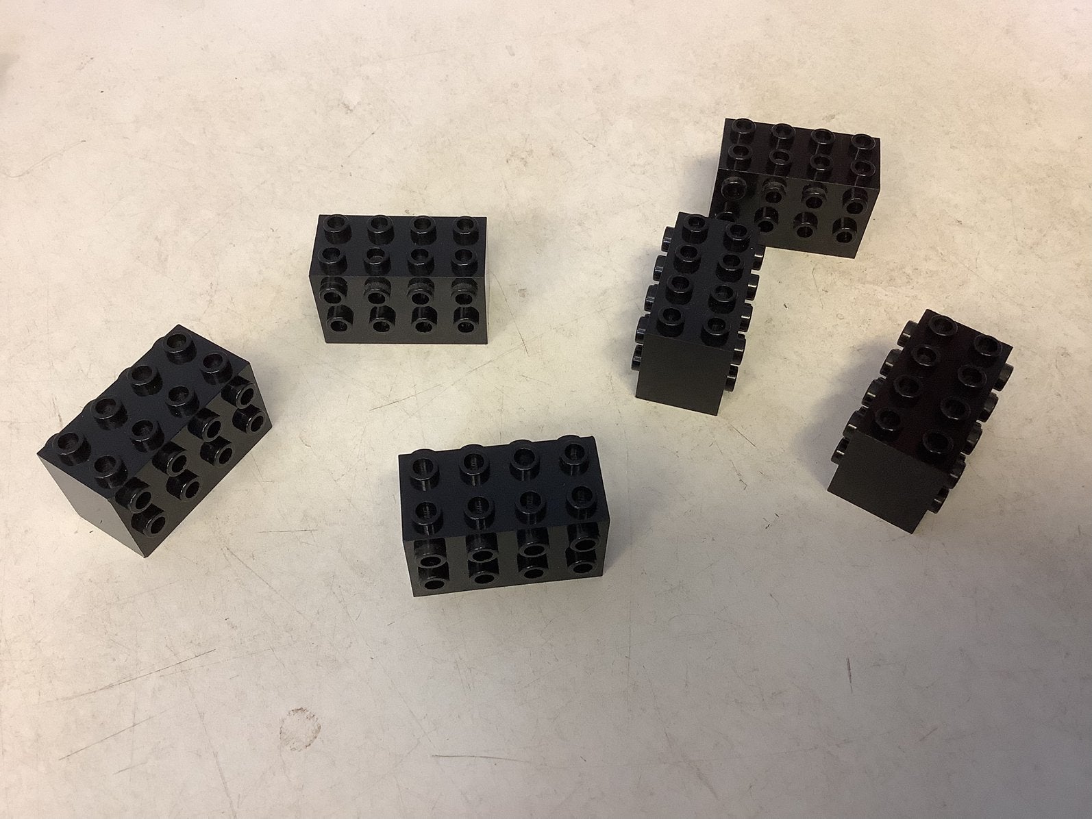 Lego steen aangepast 2x4x2 met noppen aan zijkanten zwart (3, Ophalen of Verzenden, Gebruikt, Losse stenen, Lego