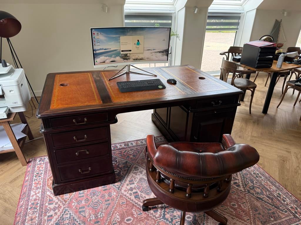 Engelse Partnerdesk Chesterfield-stijl met Bureaustoel, Ophalen, Overige typen, Gebruikt, Bruin