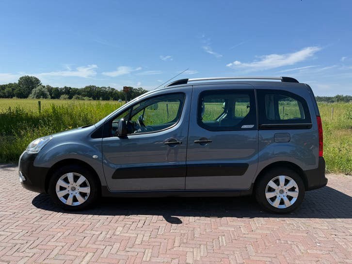 Citroën Berlingo Rolstoelauto XTR 1.6 Grijs - Blauw met NAP, Voorwielaandrijving, 4 cilinders, Origineel Nederlands, Handgeschakeld