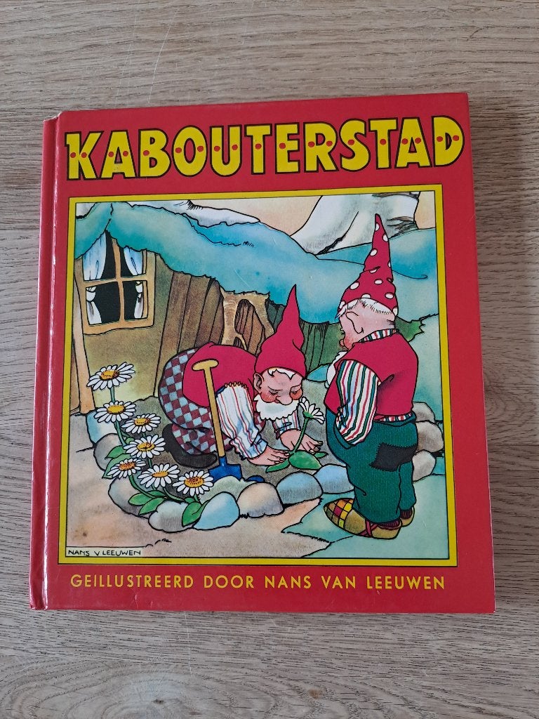 KABOUTERSTAD. NANS VAN LEEUWEN., Boeken, Gelezen, Fictie algemeen, Jongen of Meisje, 4 jaar