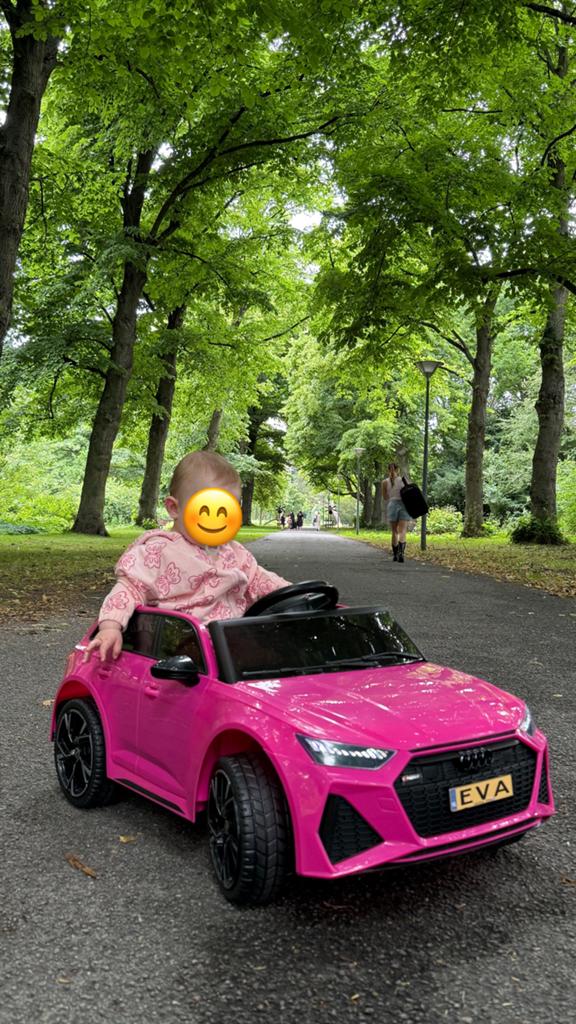 Roze kinderauto op accu, Ophalen, Zo goed als nieuw